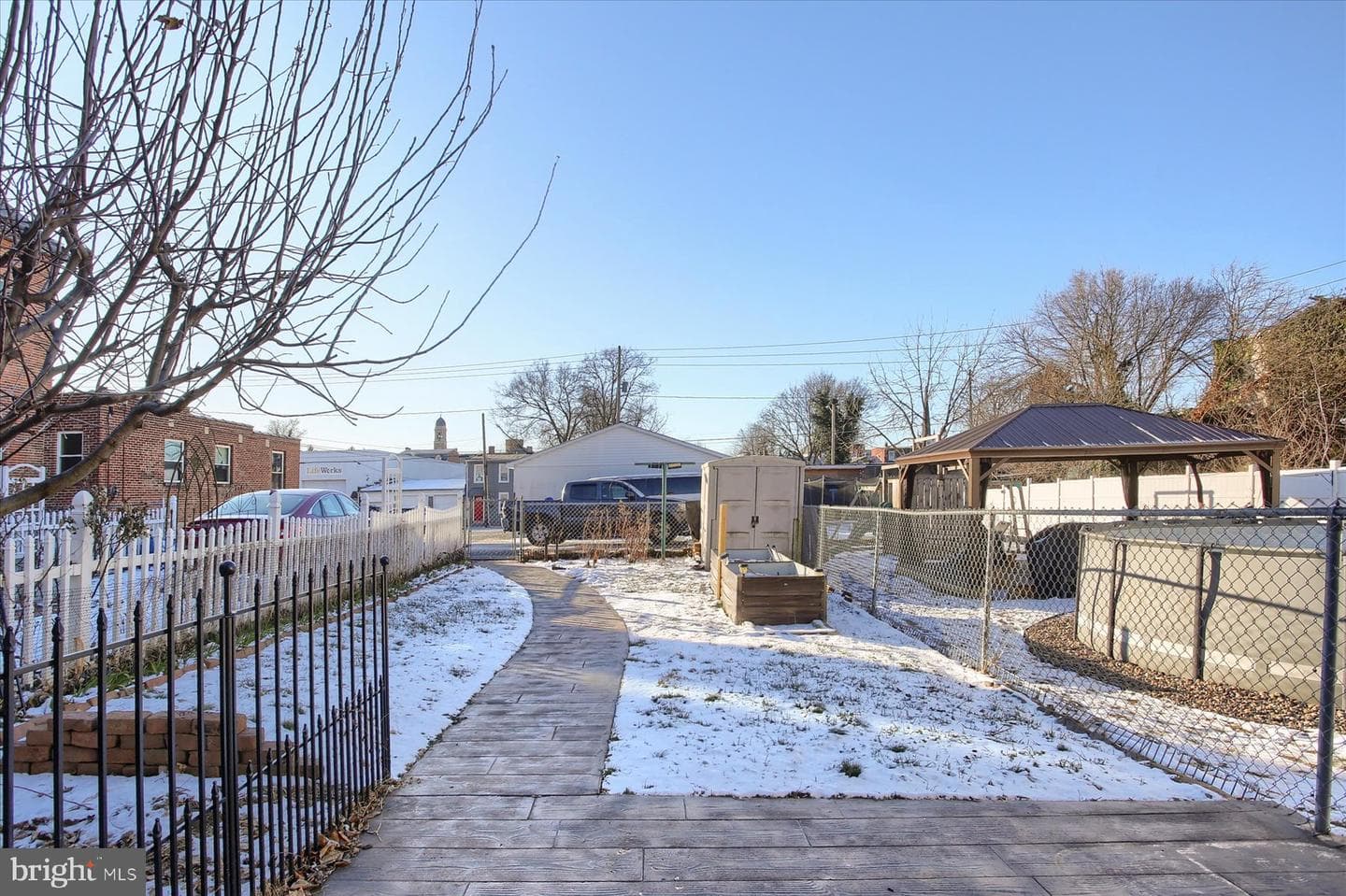 48 E North Street photo 48