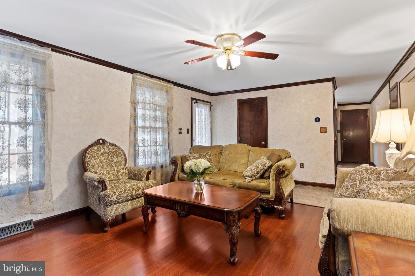 76 Sherwood Circle photo 18