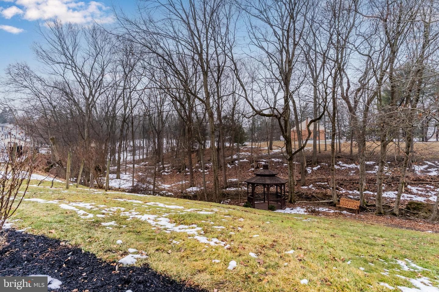76 Sherwood Circle photo 51