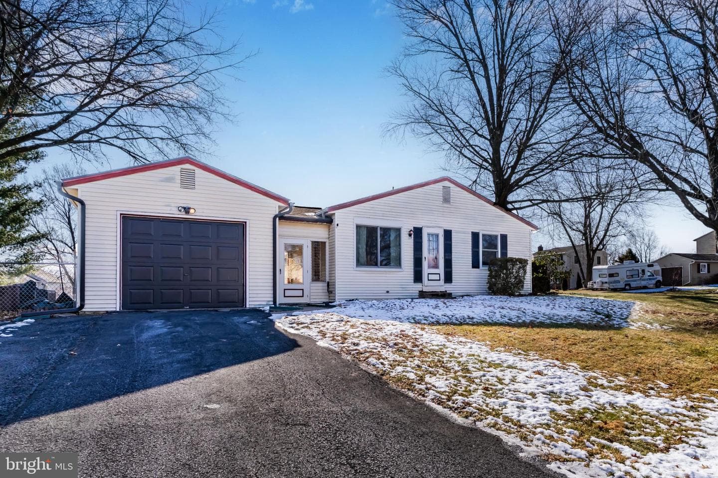 1434 Yorktowne photo 2