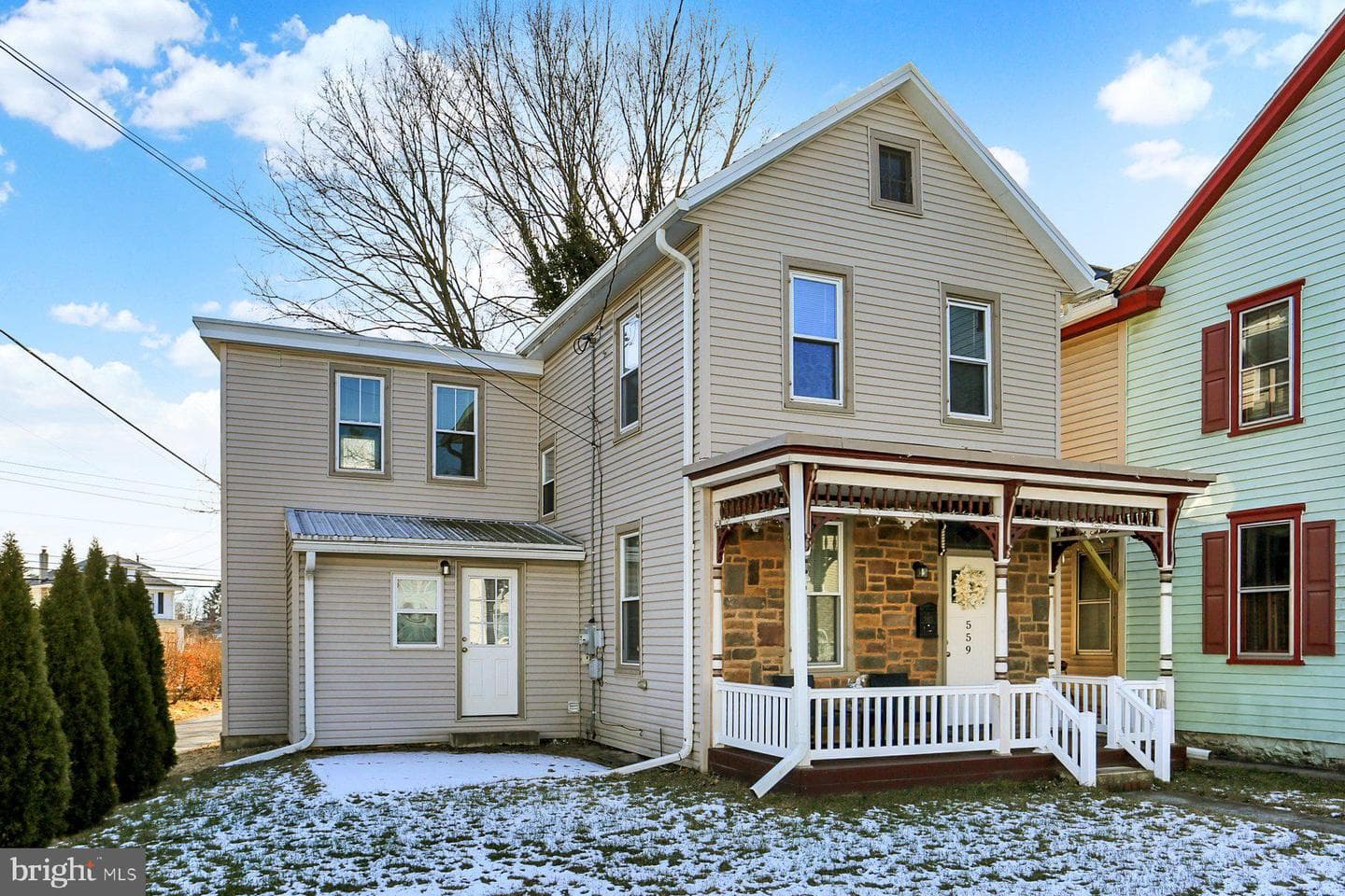 559 N Bedford Street photo 3