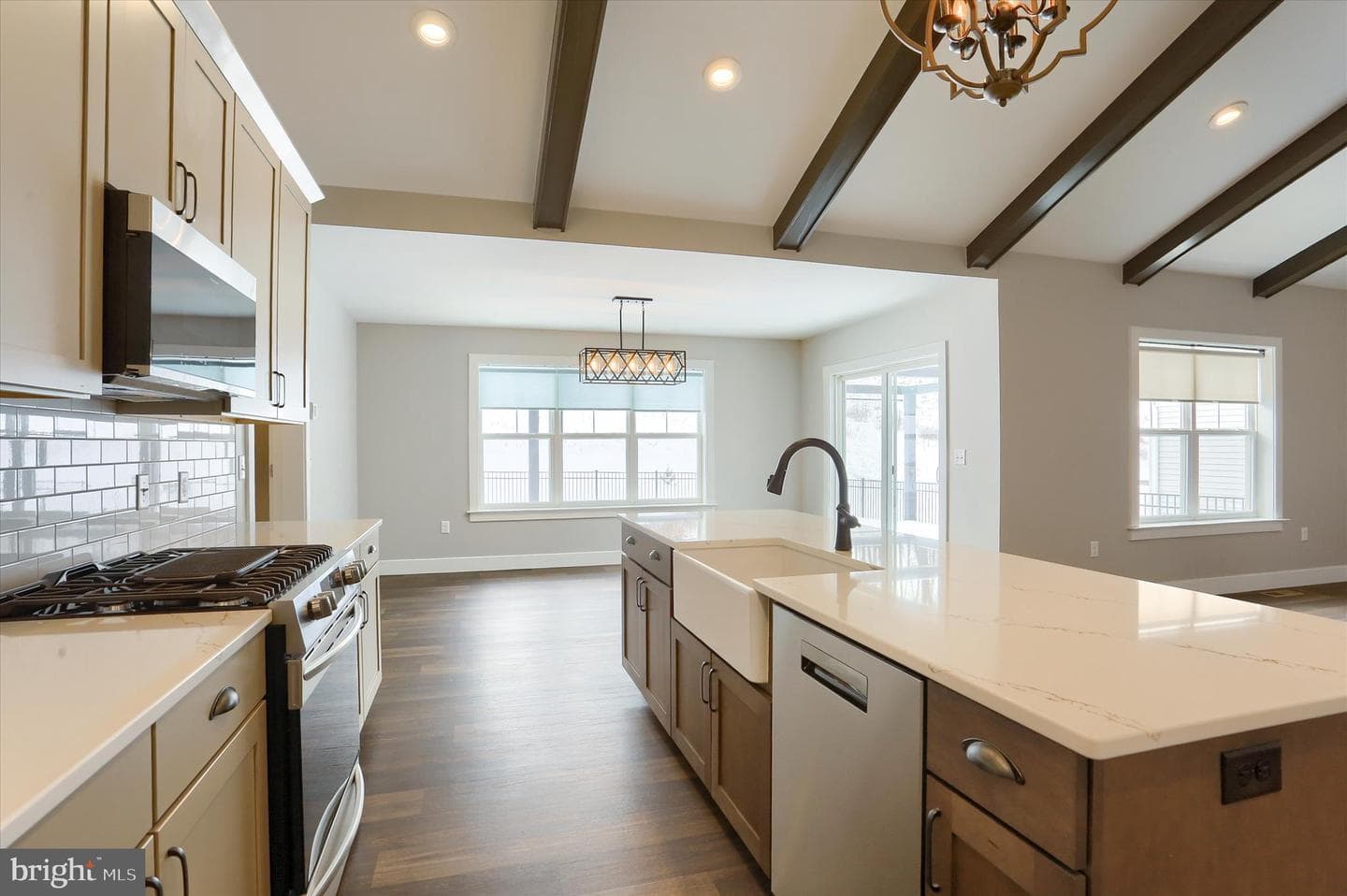 2097 Hill Side Drive photo 20