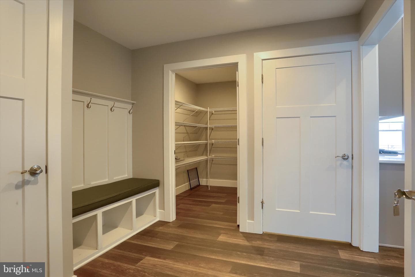 2097 Hill Side Drive photo 31