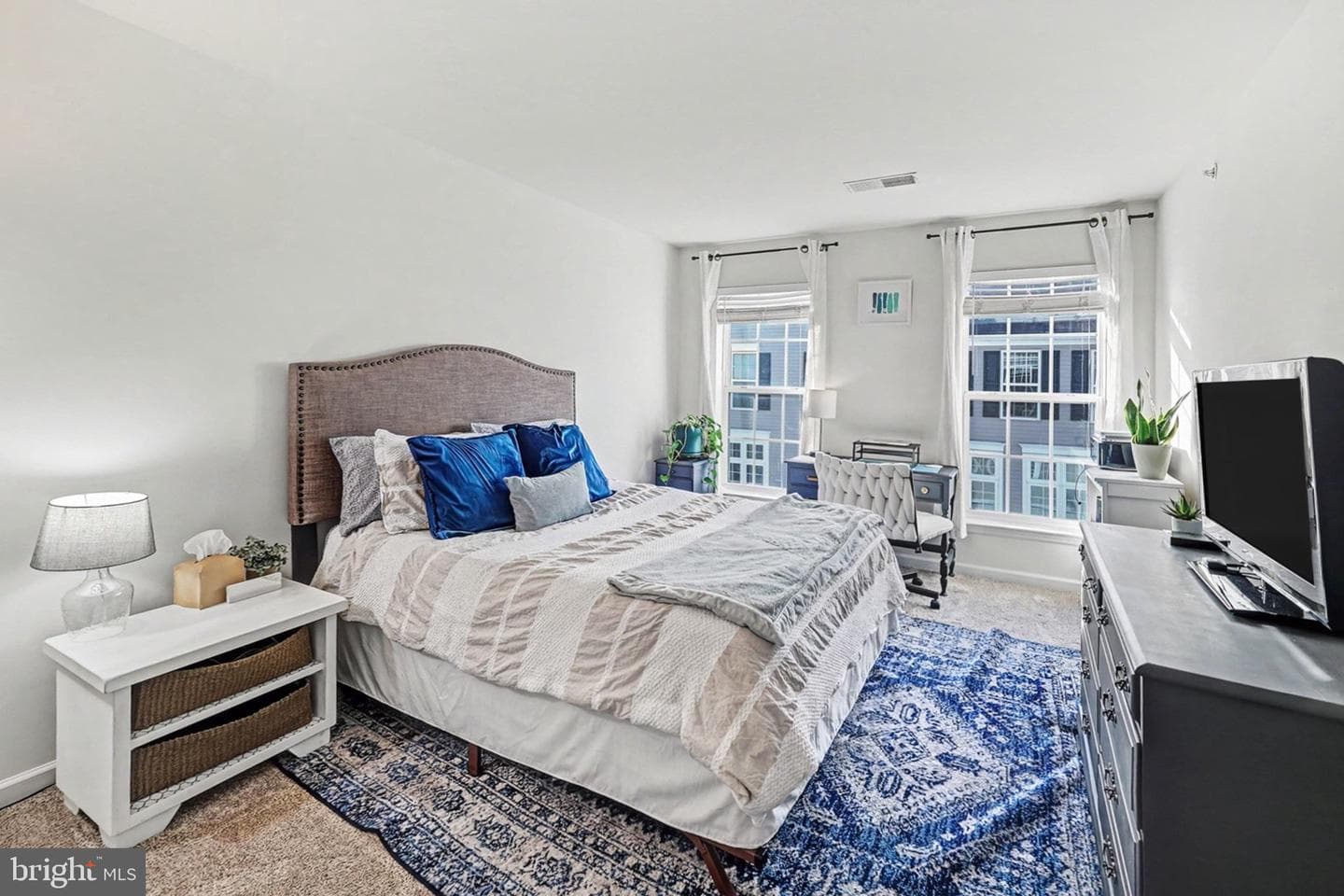3009 E Meridian Cmns photo 20