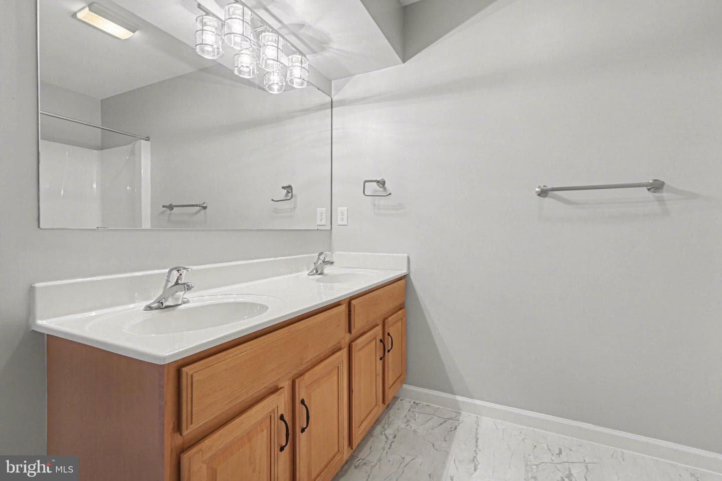 312 Sherman Avenue photo 13