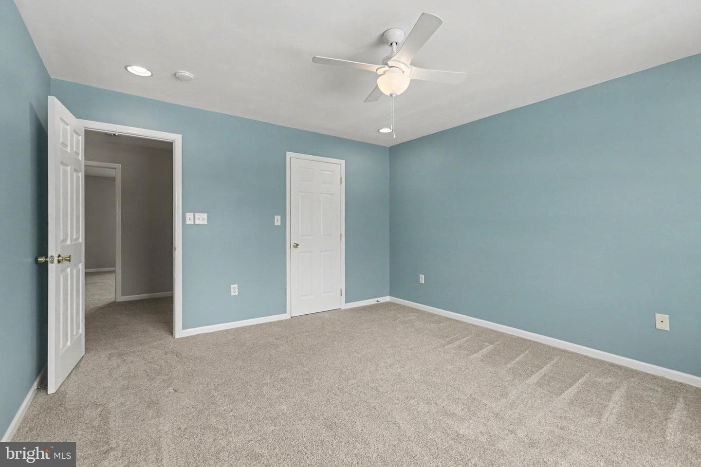 312 Sherman Avenue photo 16