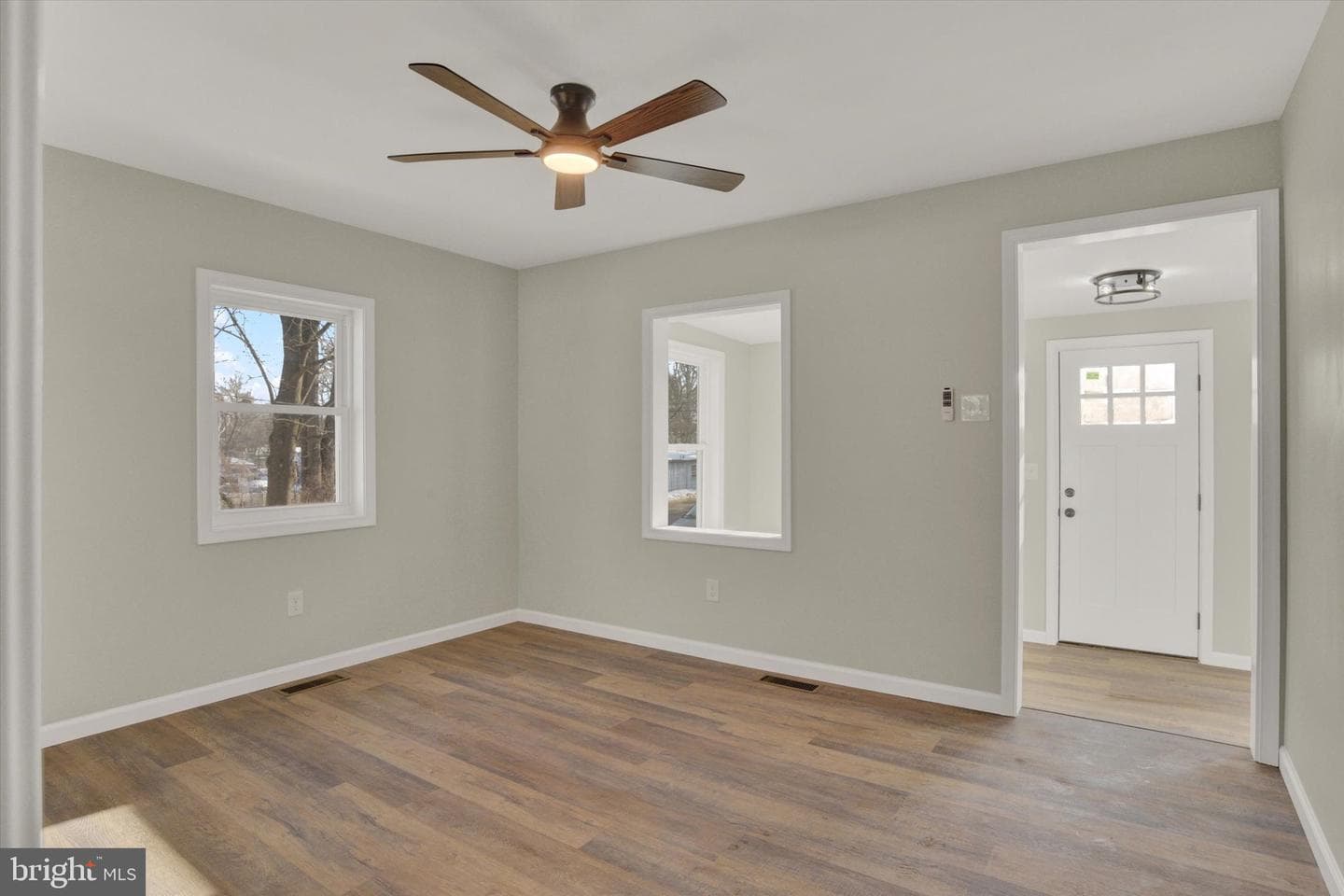 1125 Rana Villa Avenue photo 3