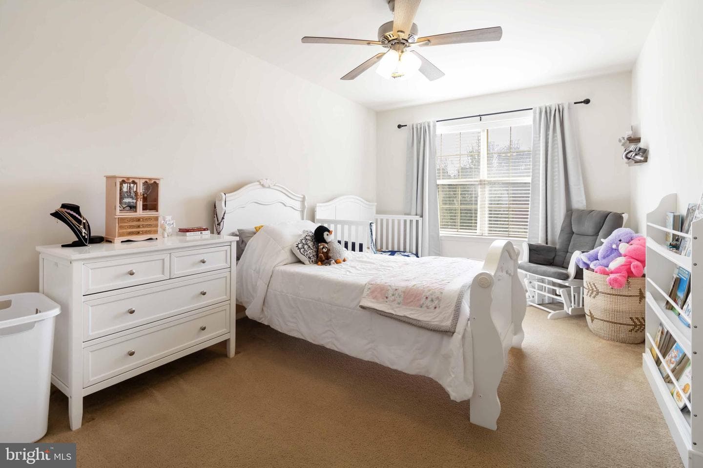 703 Jonathan Court photo 19