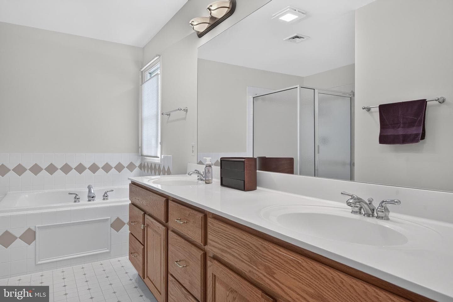 1544 Inverness Drive photo 28