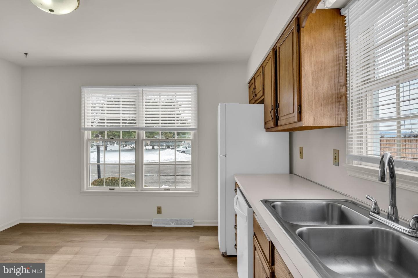 626 Park Ridge Drive photo 12