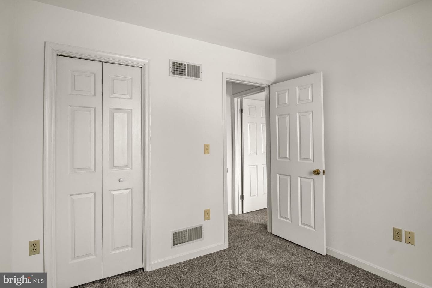 626 Park Ridge Drive photo 24