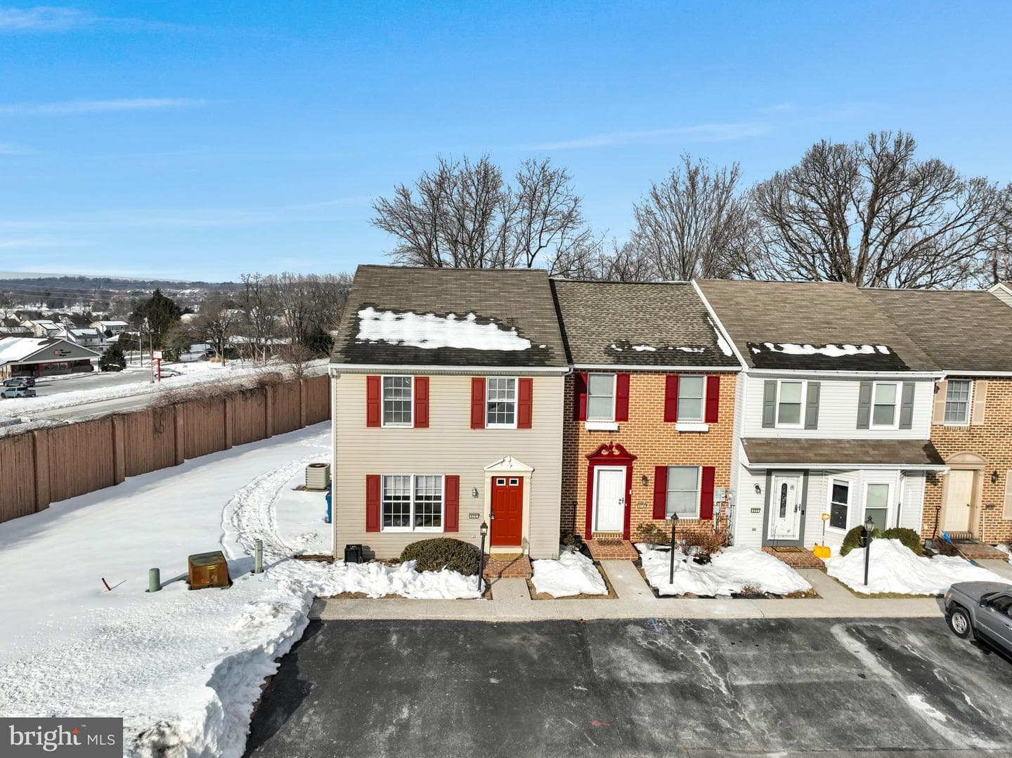 626 Park Ridge Drive photo 4