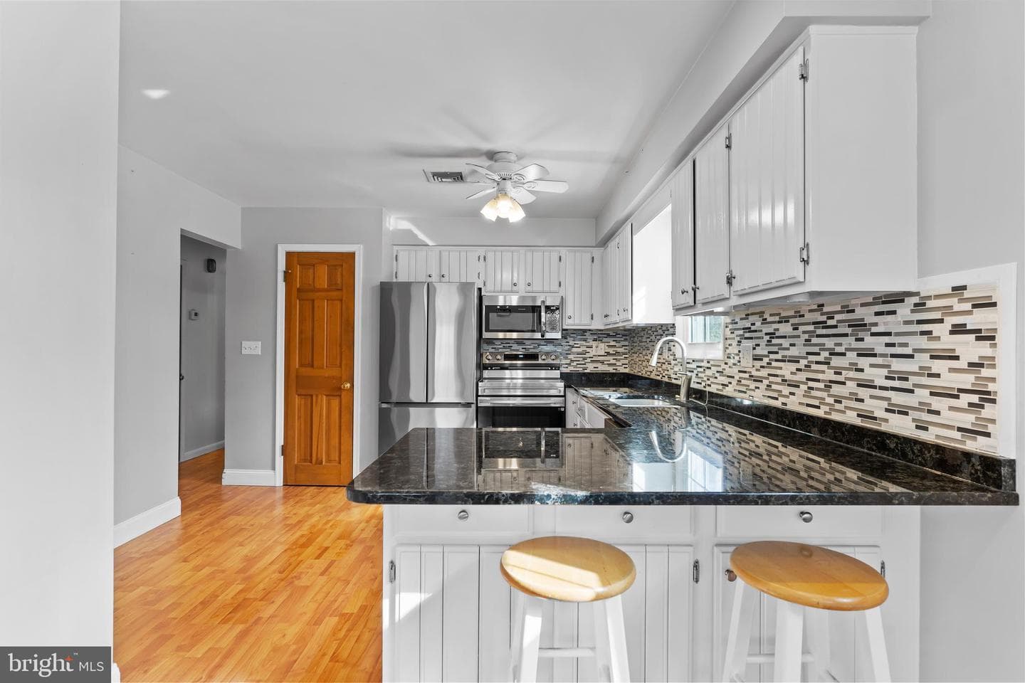 897 Emily Drive photo 12