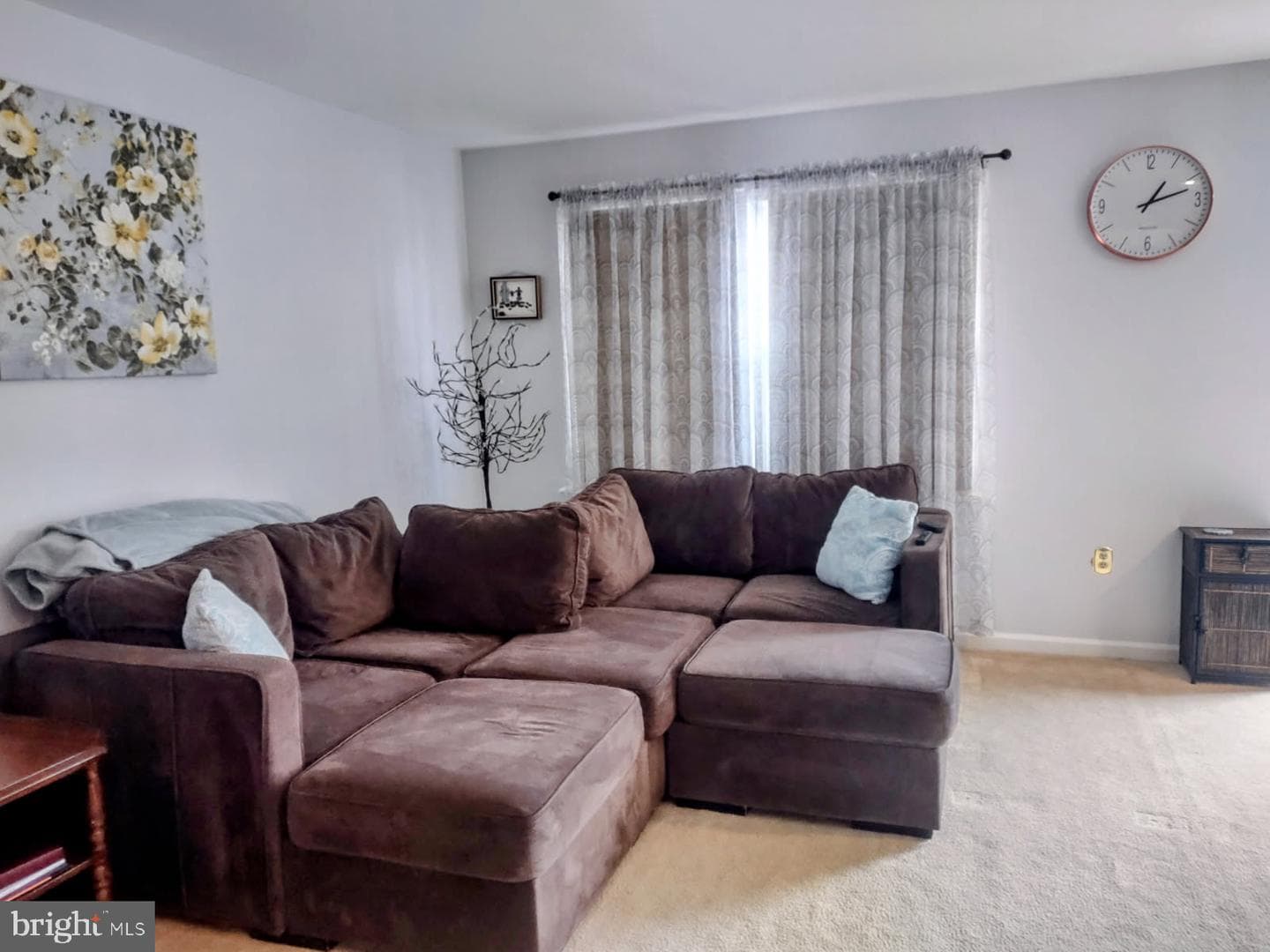 2208 Gleim Court photo 3