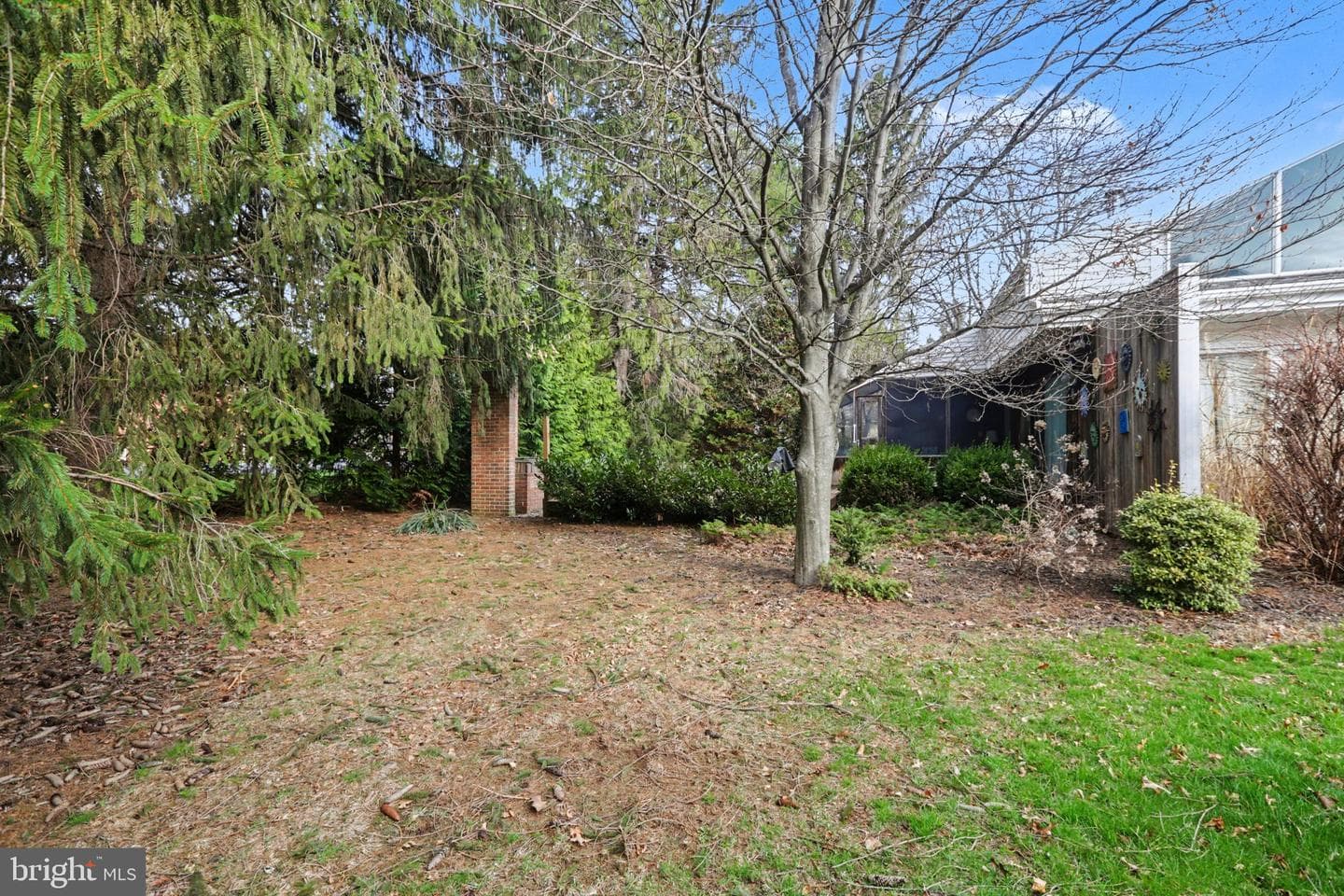 704 Belvedere Street photo 42