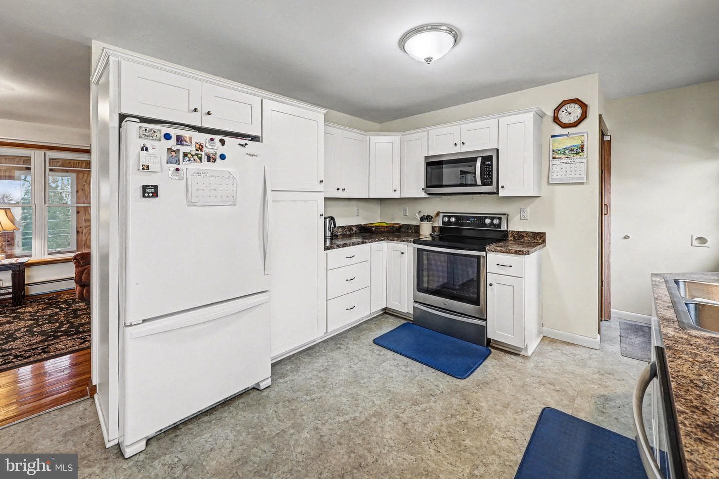 23 E Willow Terrace Drive photo 12