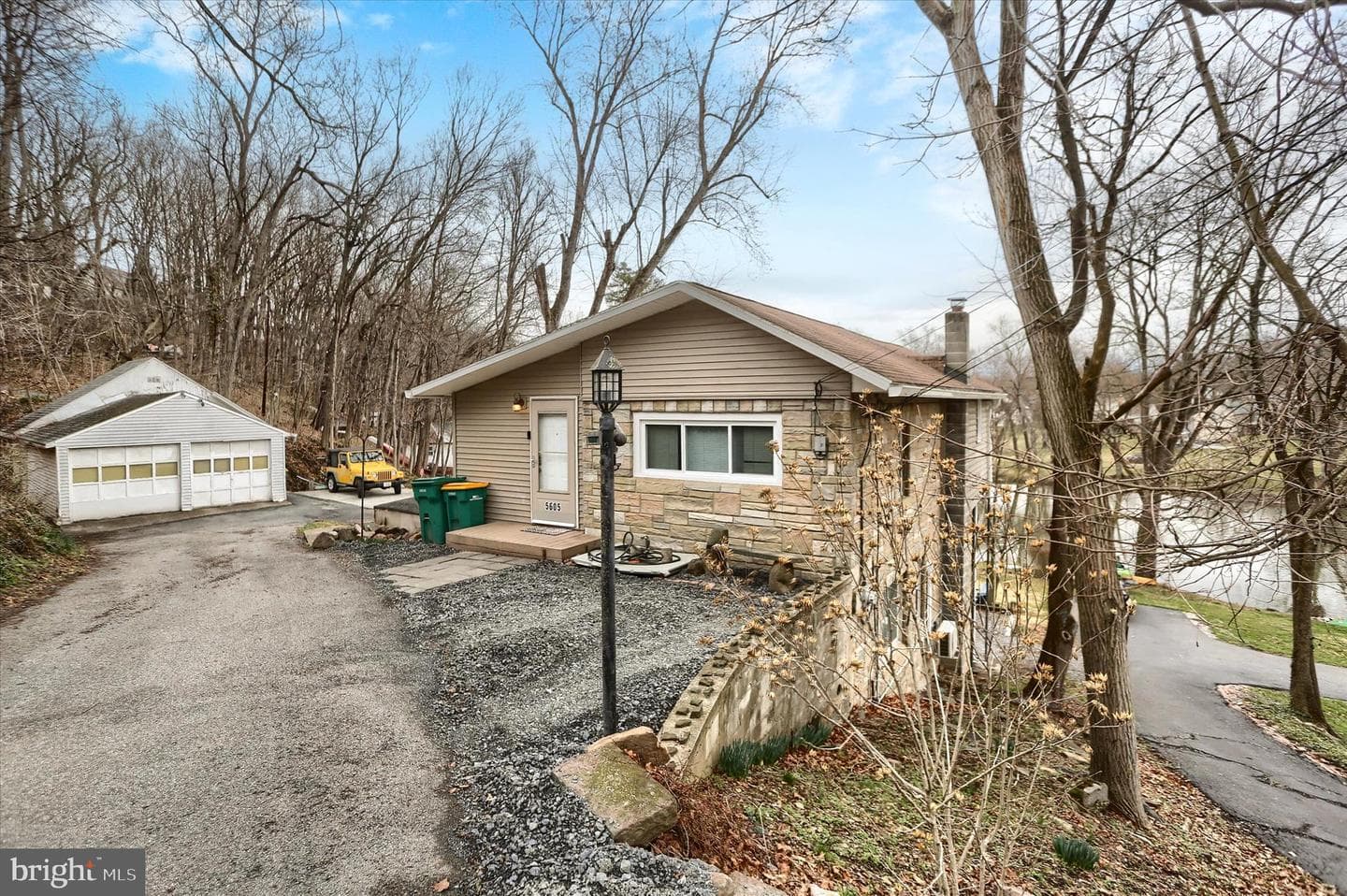 5605 Creekview Road photo 42