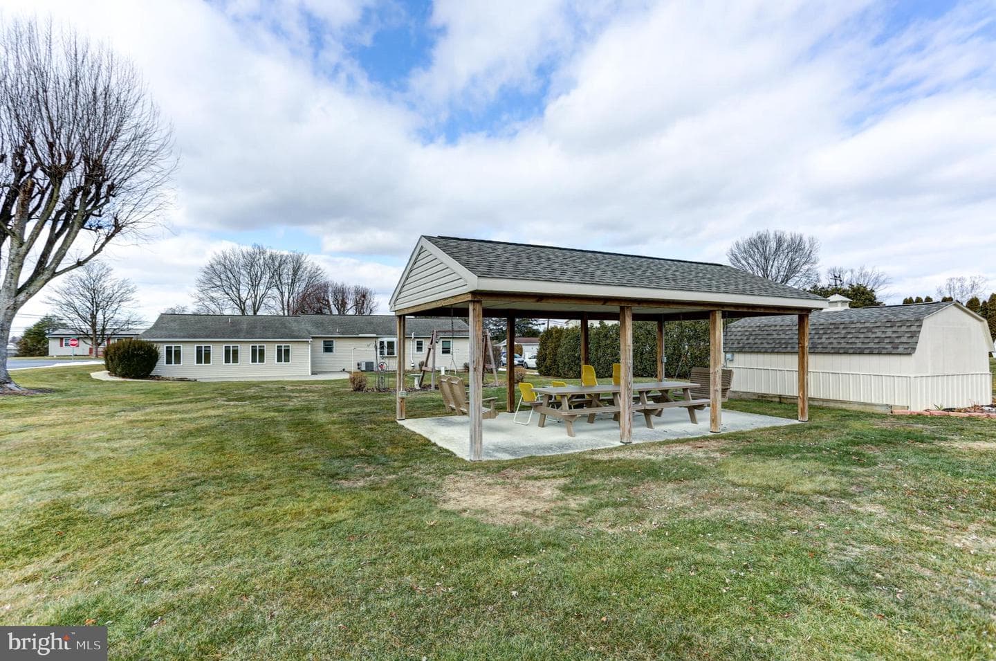 339 Stoner Road photo 10