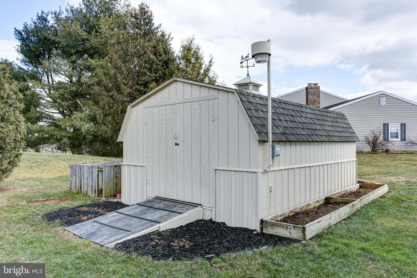 339 Stoner Road photo 12