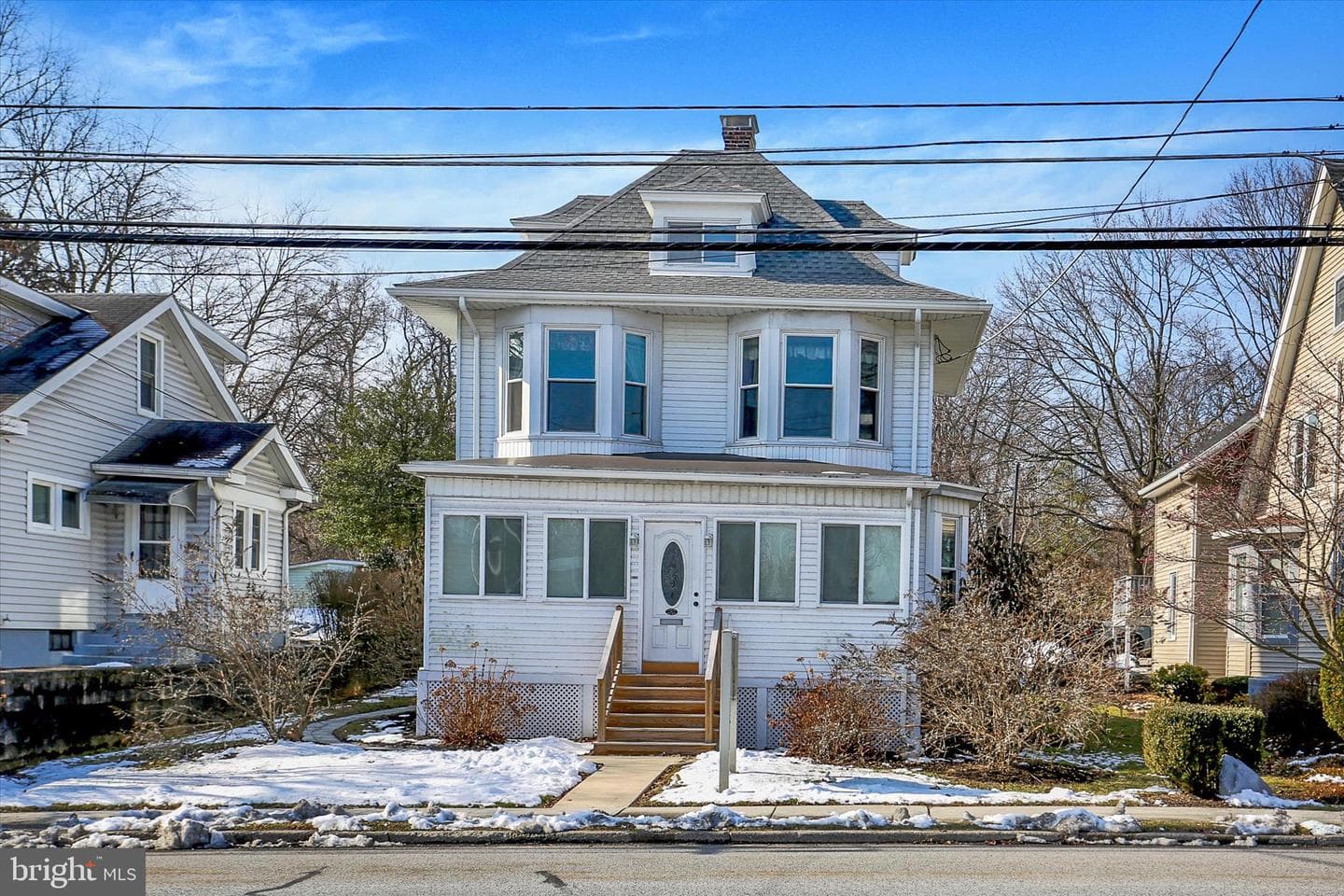 1544 Bridge Street photo 4