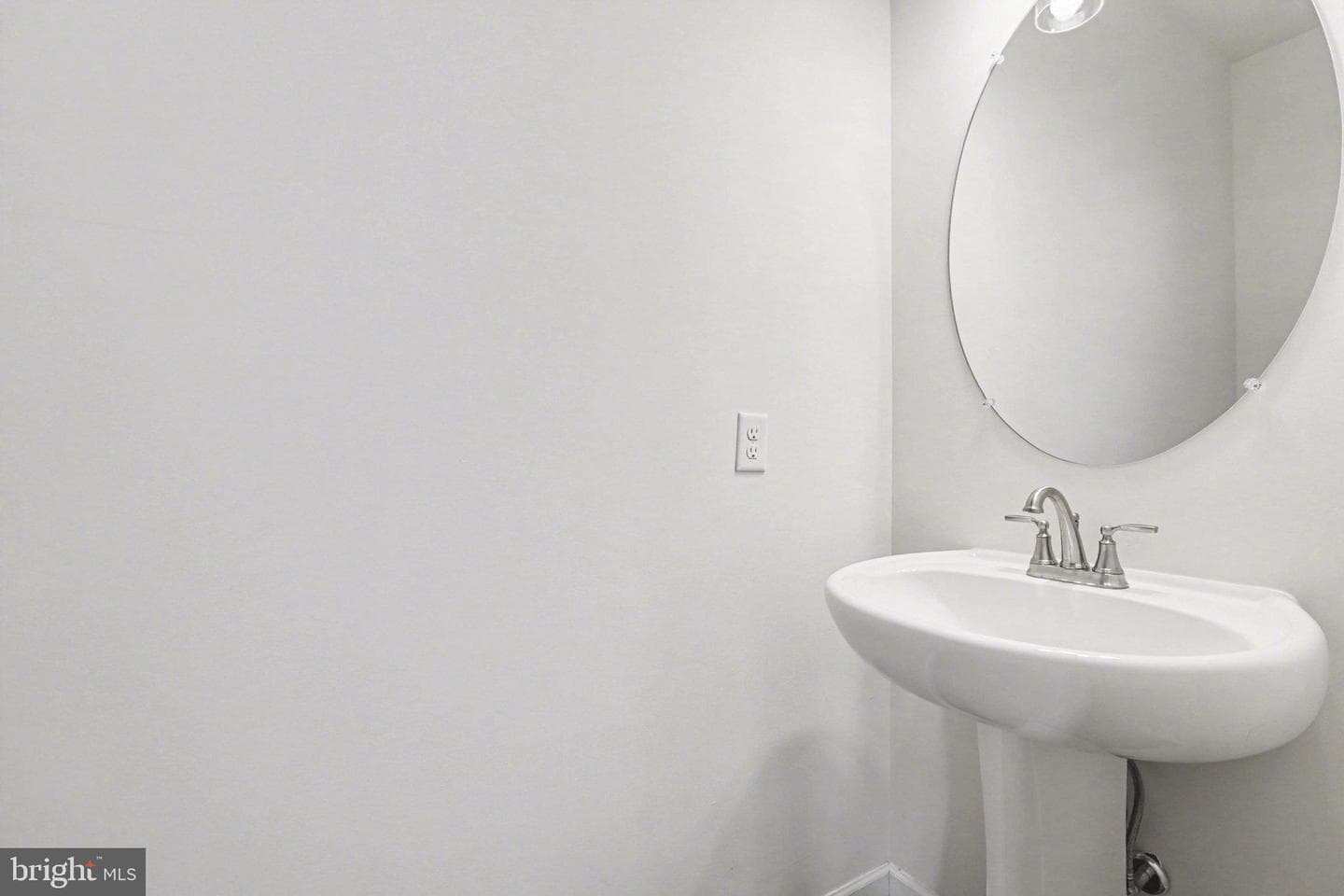 557 Brook Shire Court photo 13