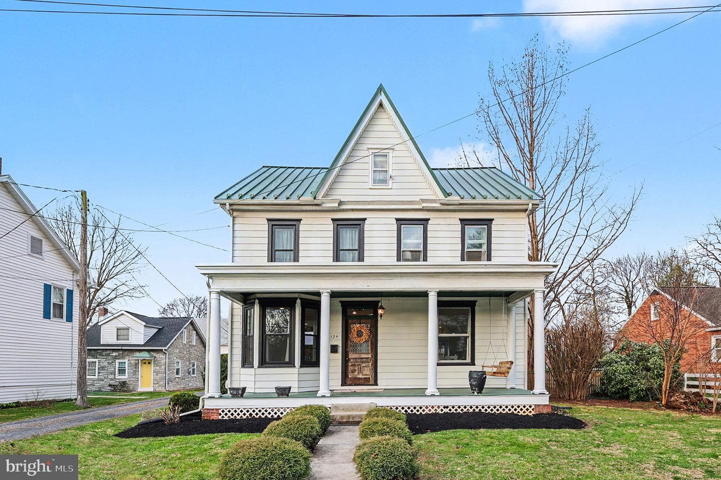 124 S Locust Street