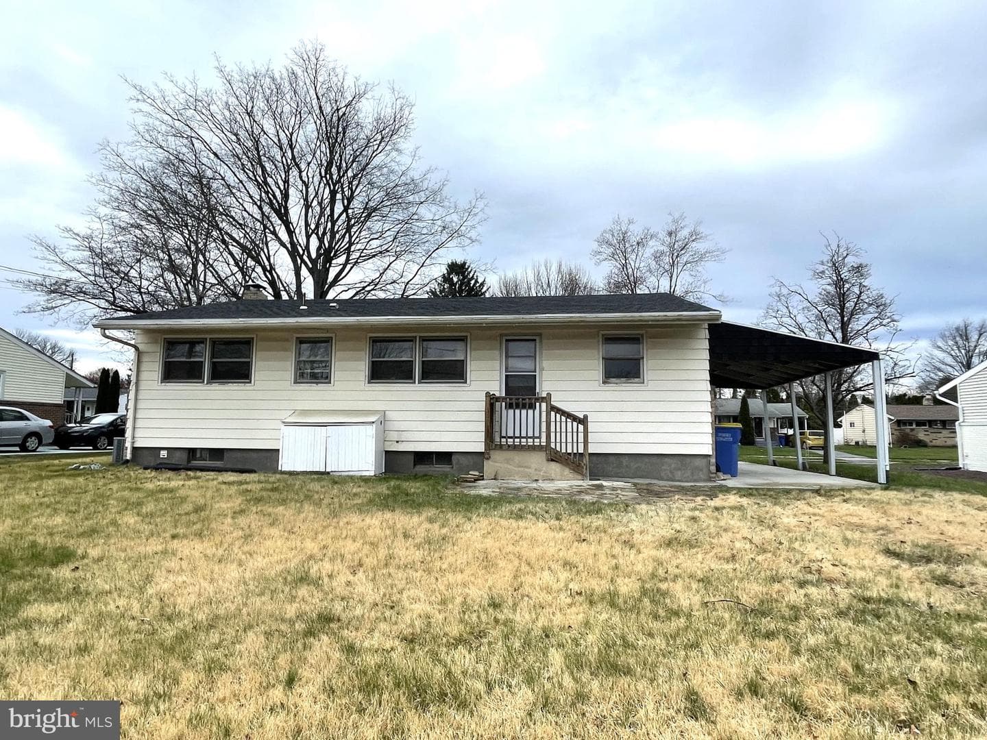 3415 Hawthorne Drive photo 5