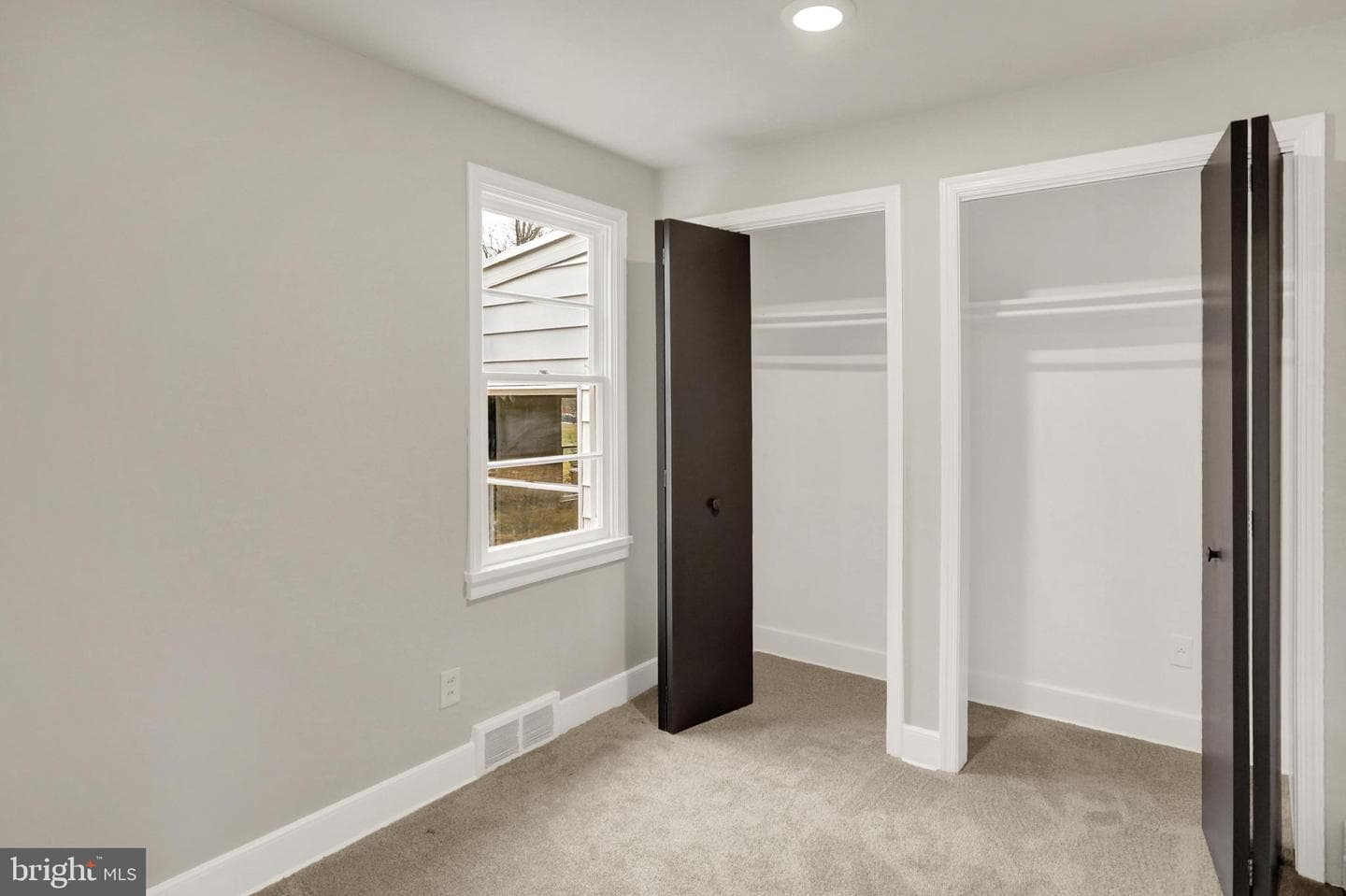 311 Pine Road photo 28