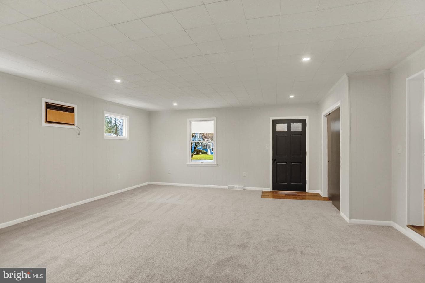 311 Pine Road photo 7