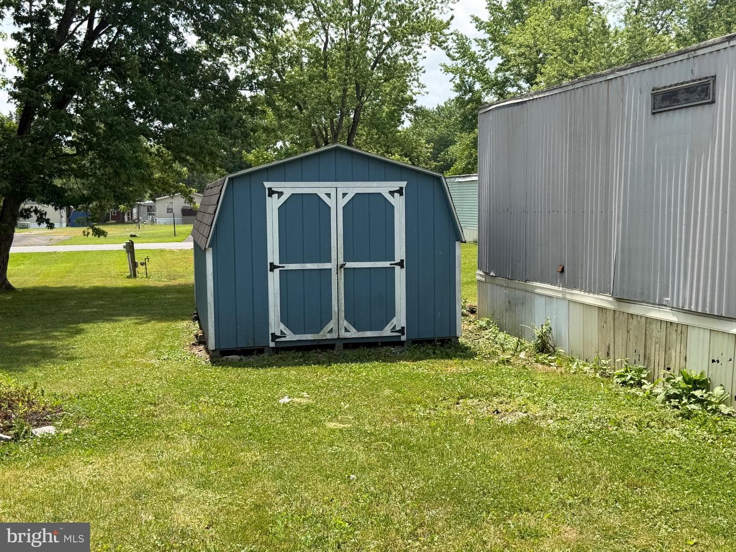 8 Redwood Lane photo 4