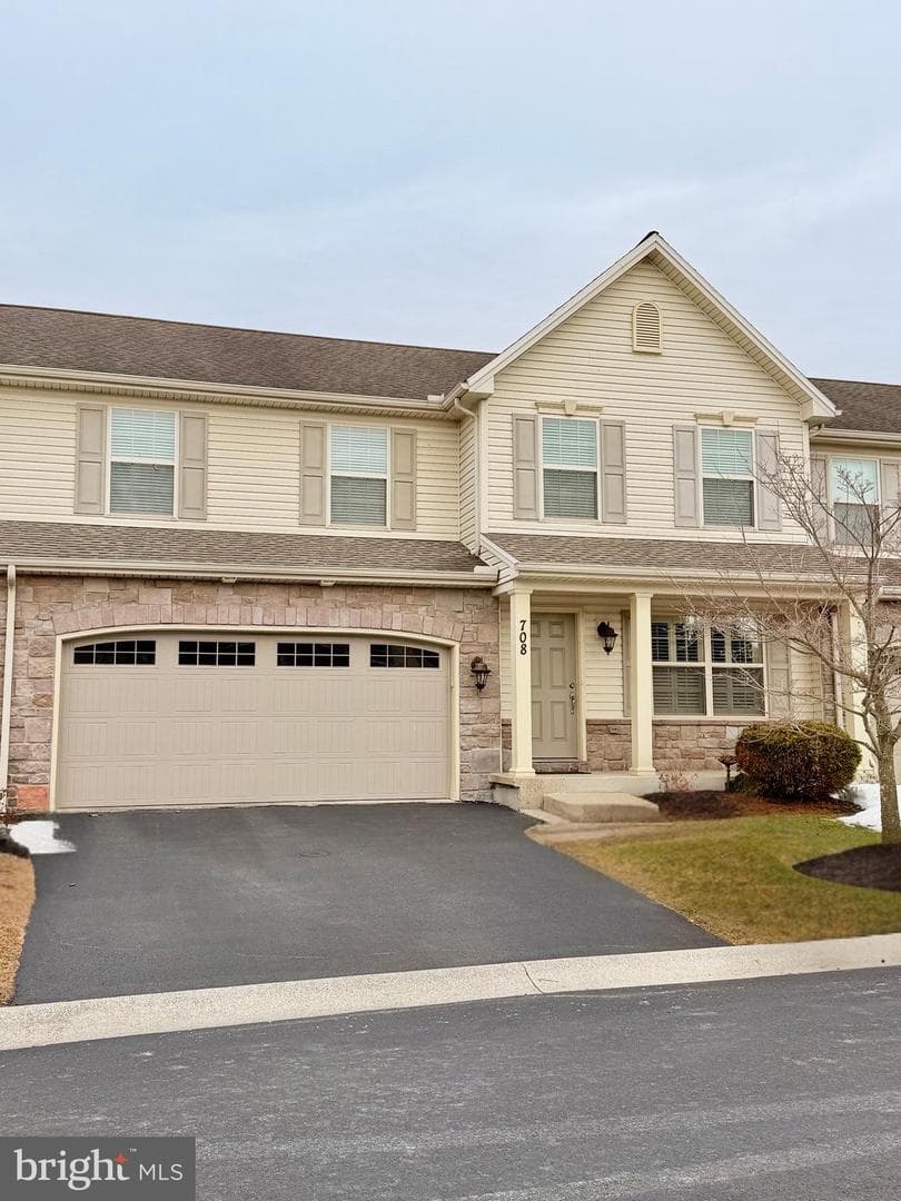 708 Gladstone Court