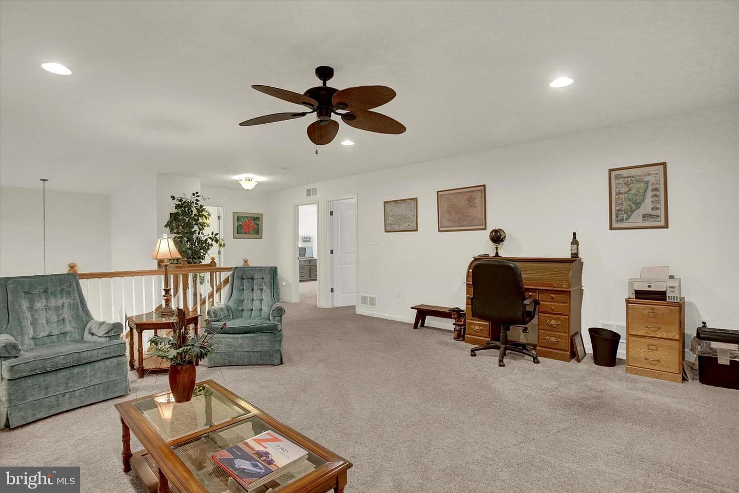 708 Gladstone Court photo 22