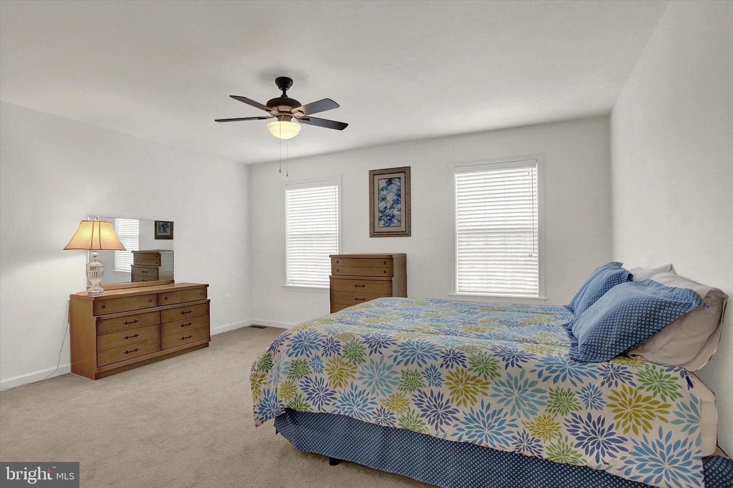 708 Gladstone Court photo 27