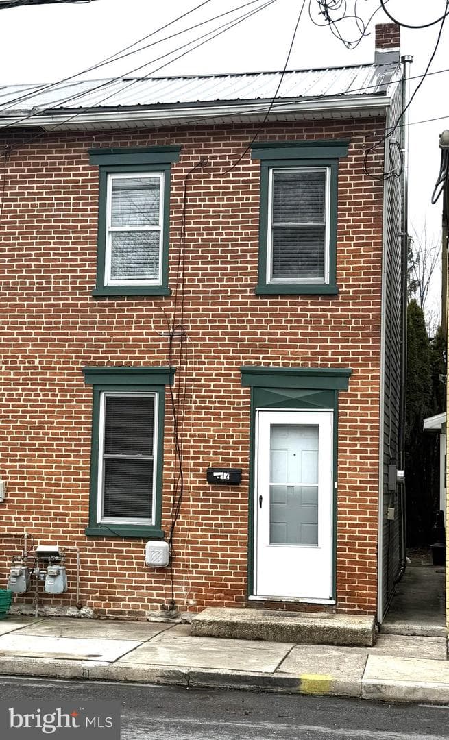 412 N West Street