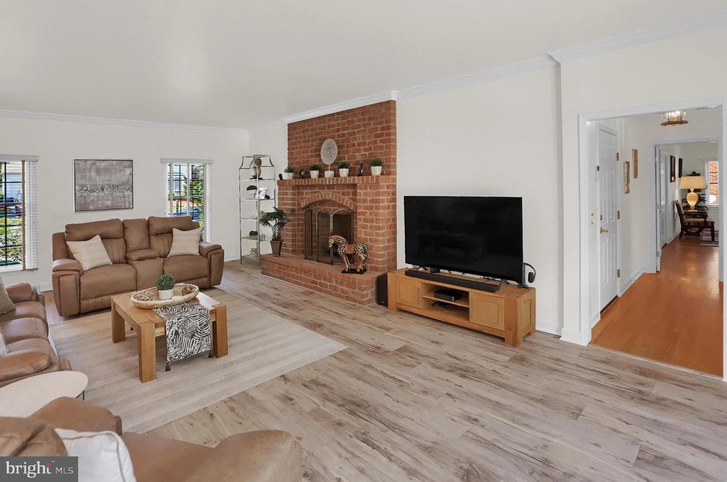 15 Derbyshire Drive photo 18