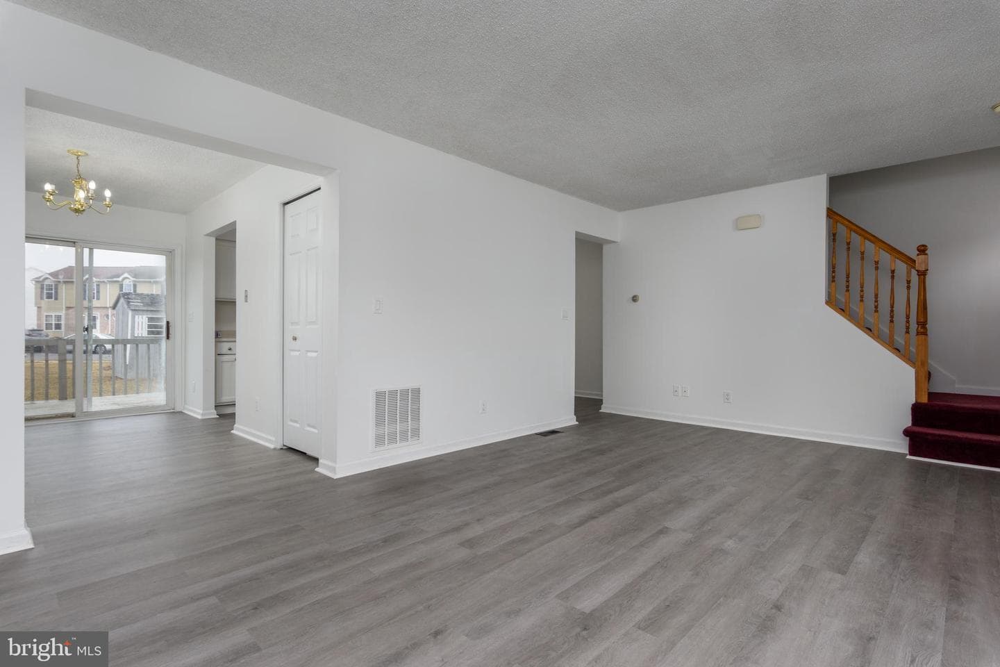40 Johns Drive photo 11