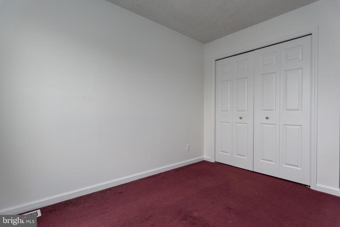 40 Johns Drive photo 24
