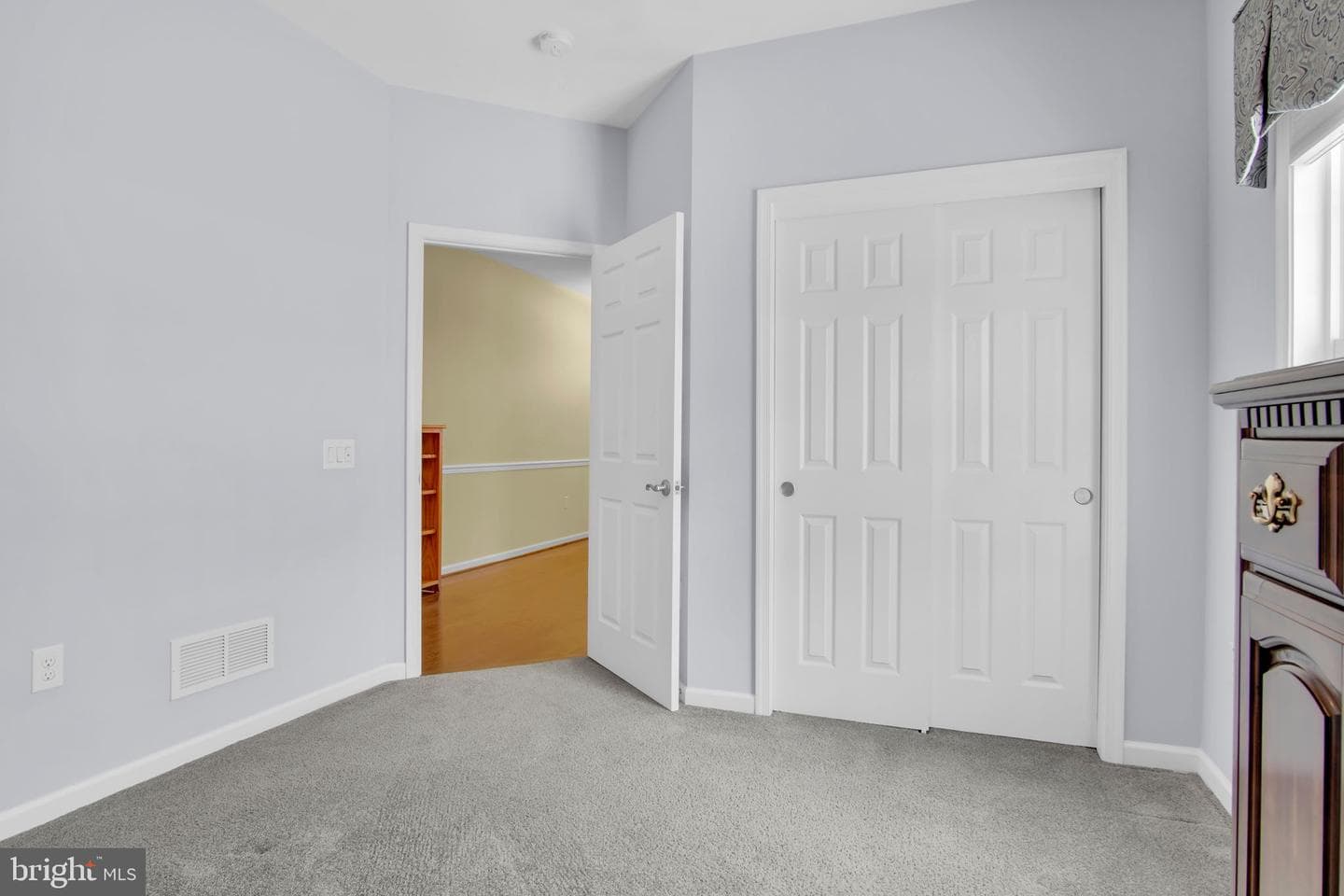 126 Congress Drive photo 18