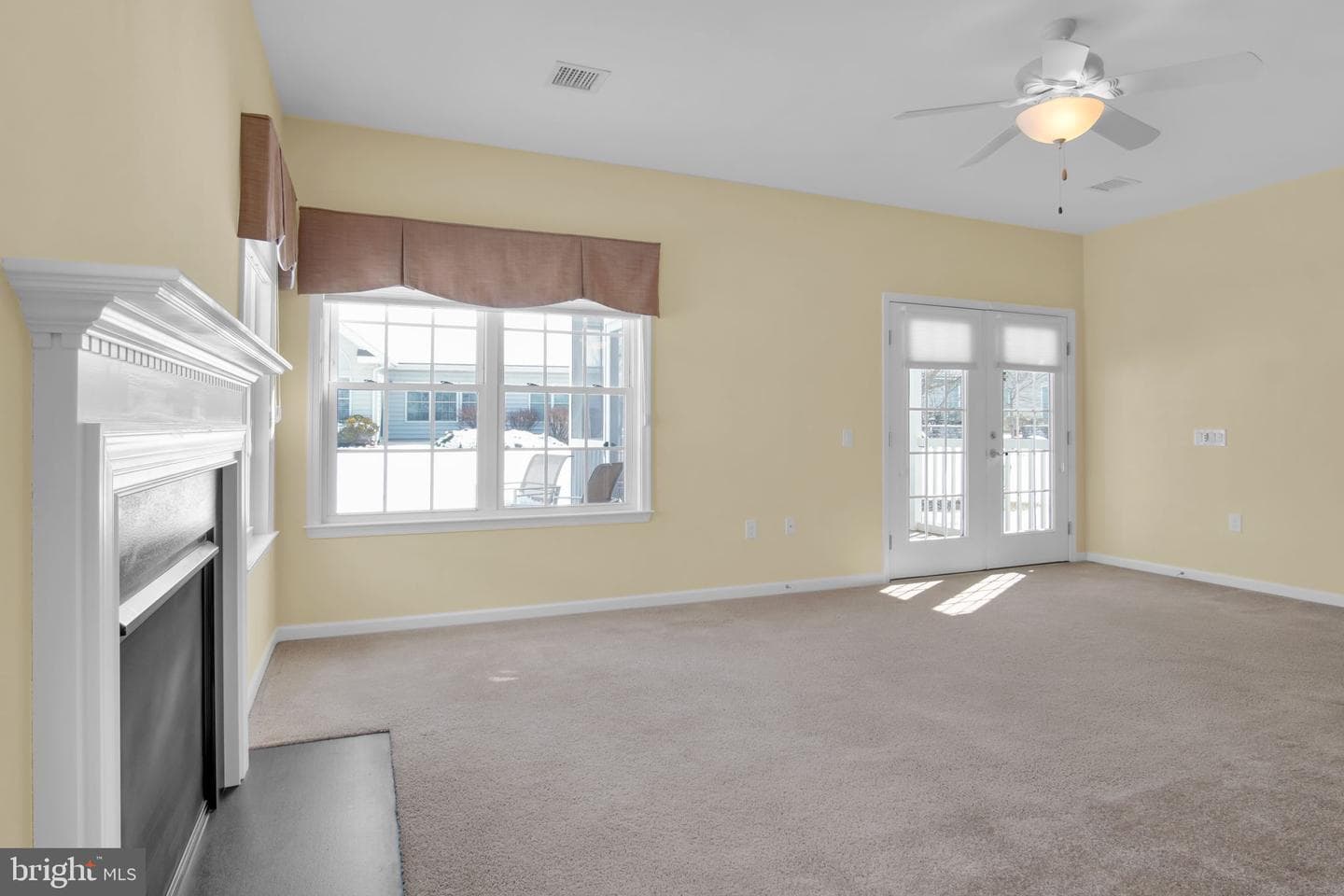 126 Congress Drive photo 8