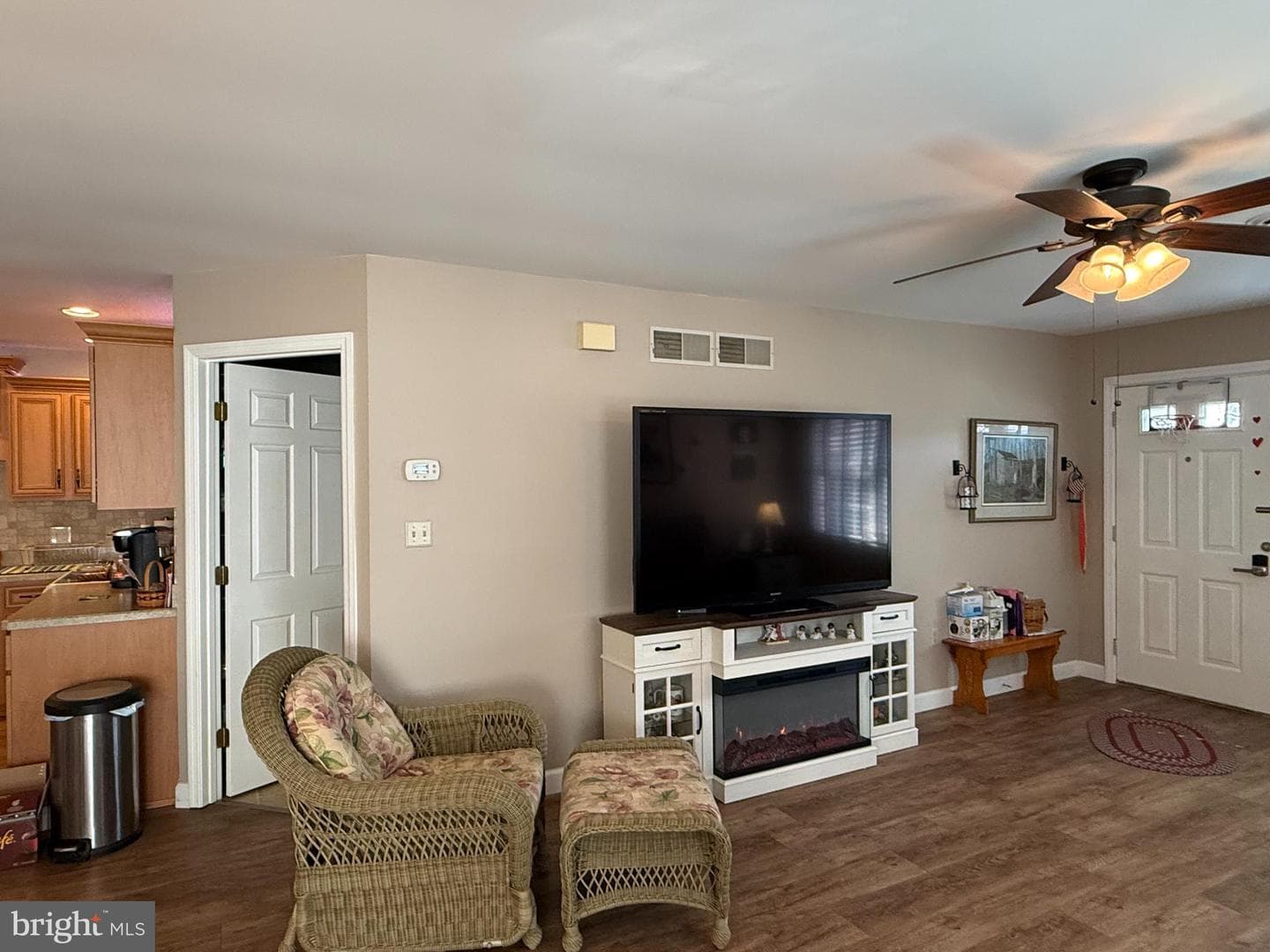 4713 Charles Road photo 4