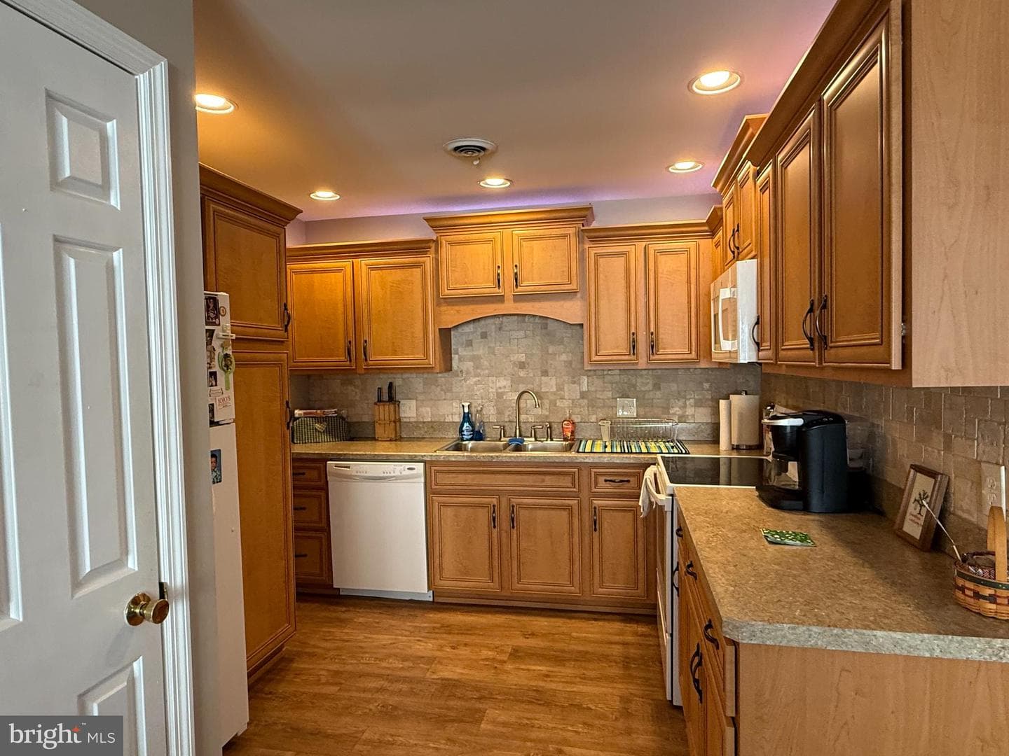 4713 Charles Road photo 6