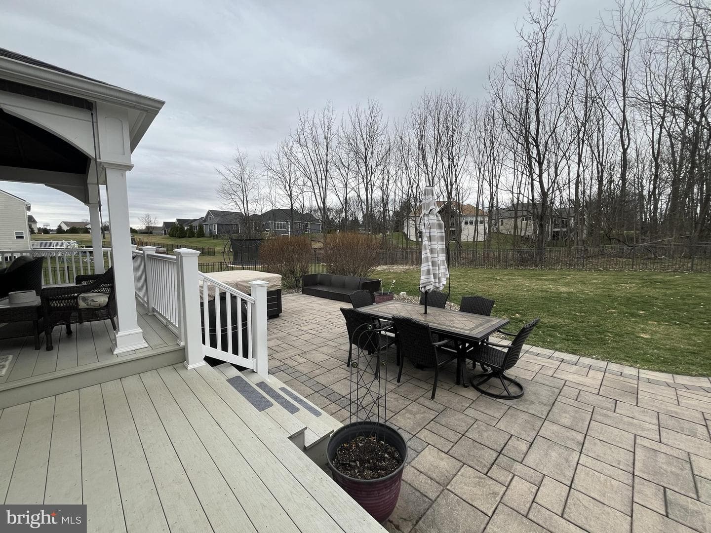 4 Hunt Place photo 65