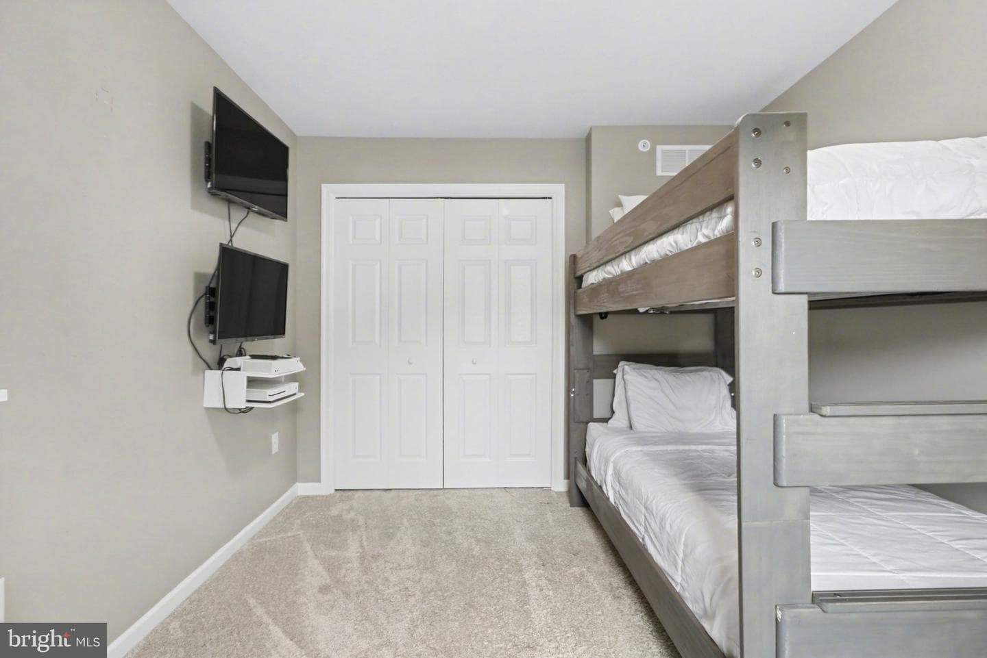 5260 Mendenhall Drive photo 19
