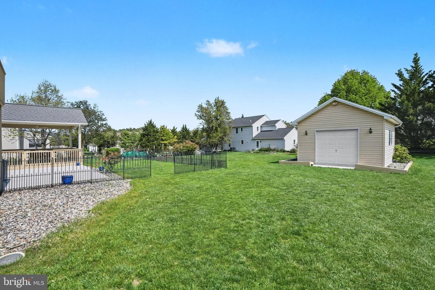 33 Longstreet Drive photo 45