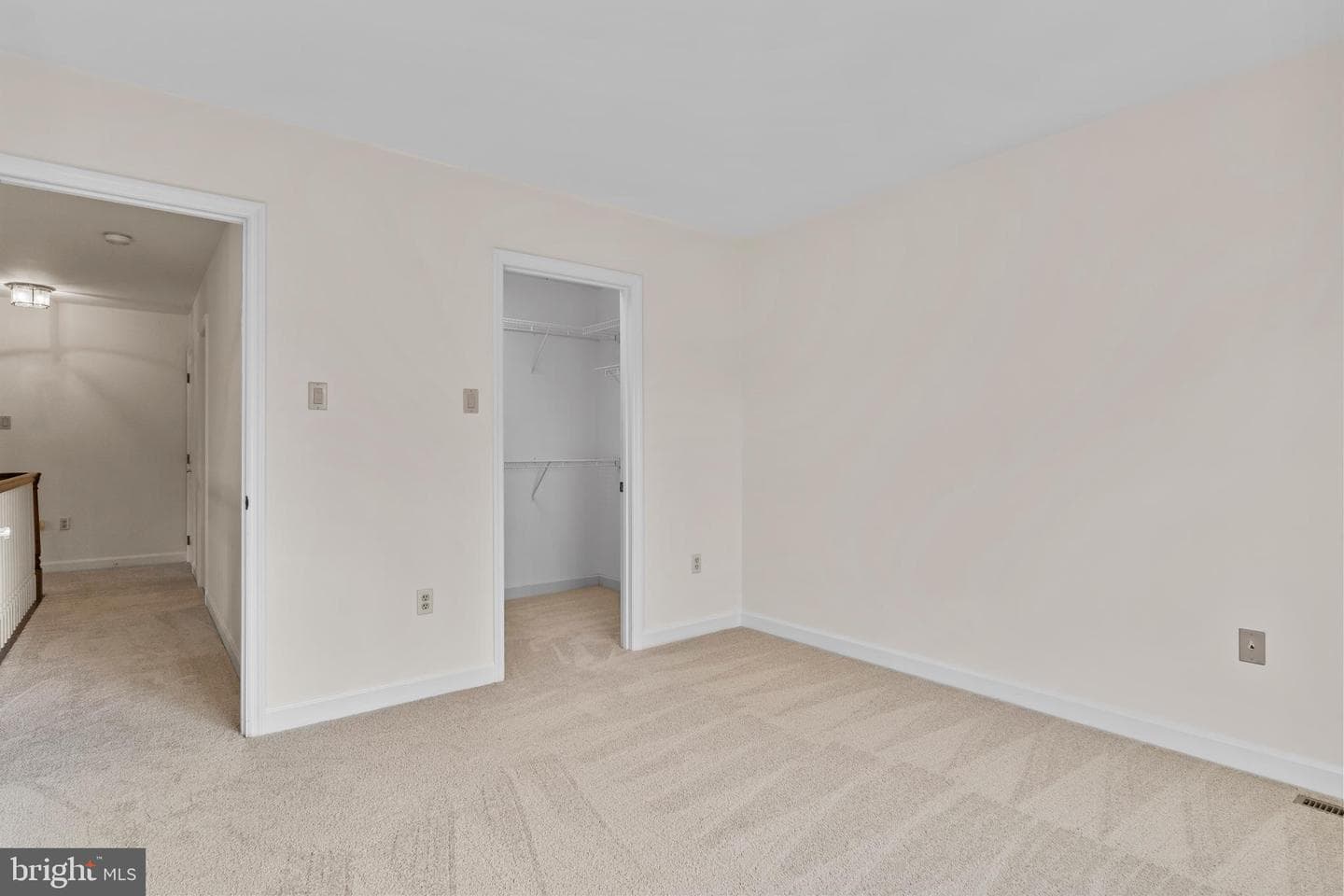 504 Bridgeview Drive photo 34