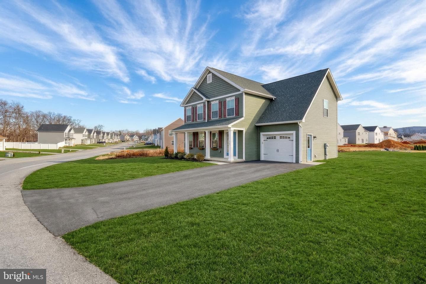 223 Woodridge Dr. photo 3