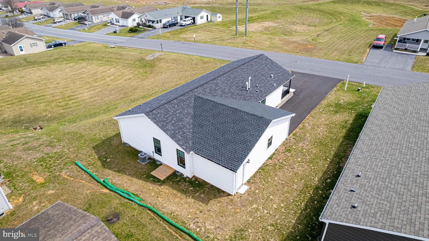 17 Burke Drive photo 10