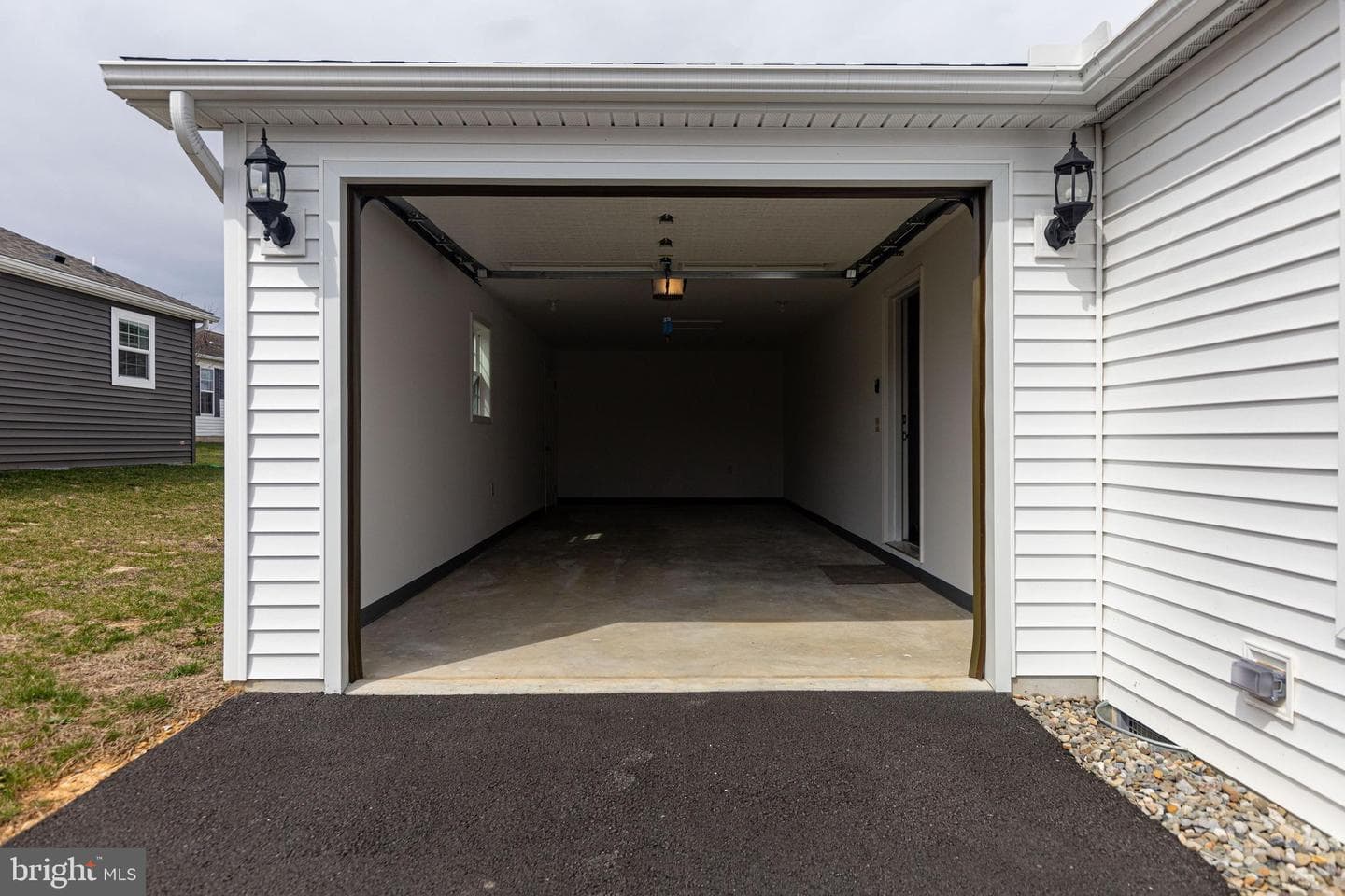 17 Burke Drive photo 19