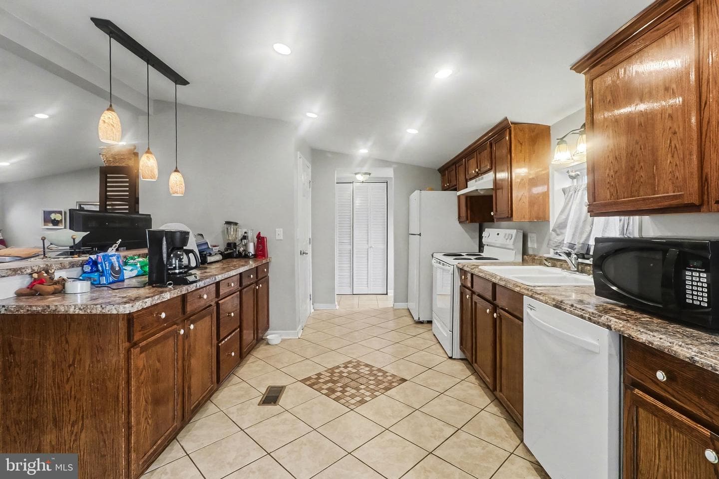 11 Heather Drive photo 8