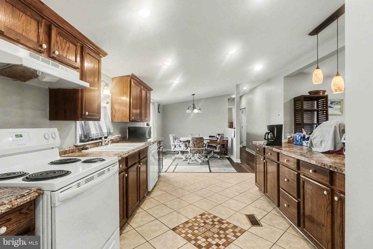 11 Heather Drive photo 9